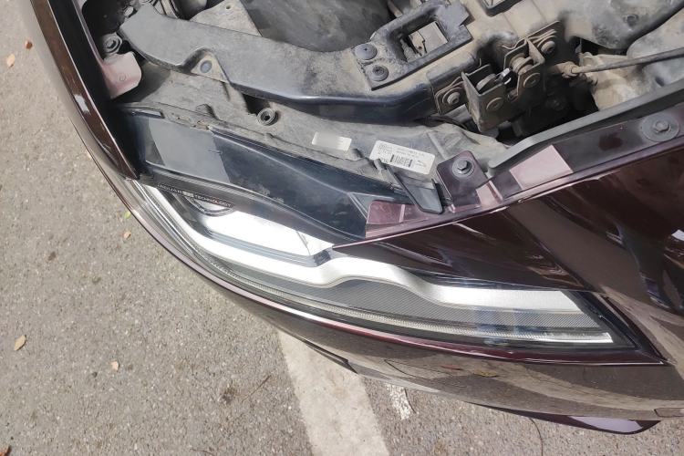 Used Jaguar XFL 2018 XFL 2.0T 250 PS Luxury Edition Right Front Headlight