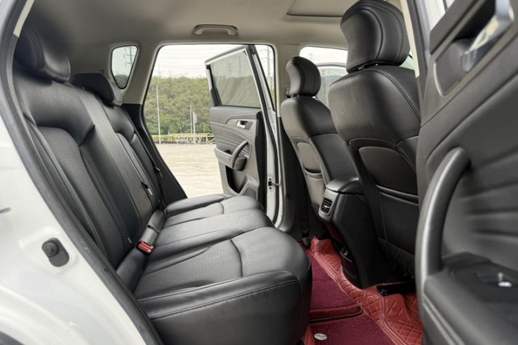 Used CHANGAN CS35PLUS 2019 1.4T DCT Chuanlian Blue Whale Edition Interior 11