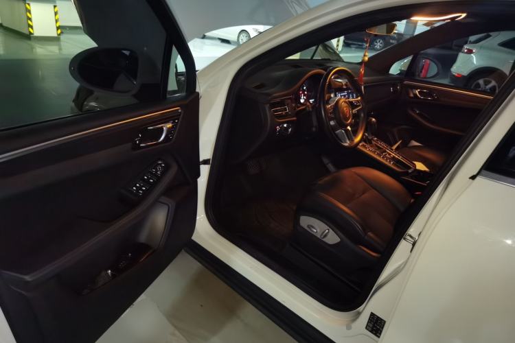 Used Porsche Macan 2018 Macan 2.0T
