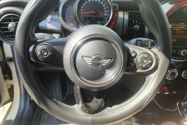Used MINI 2014 1.5T COOPER Fun
