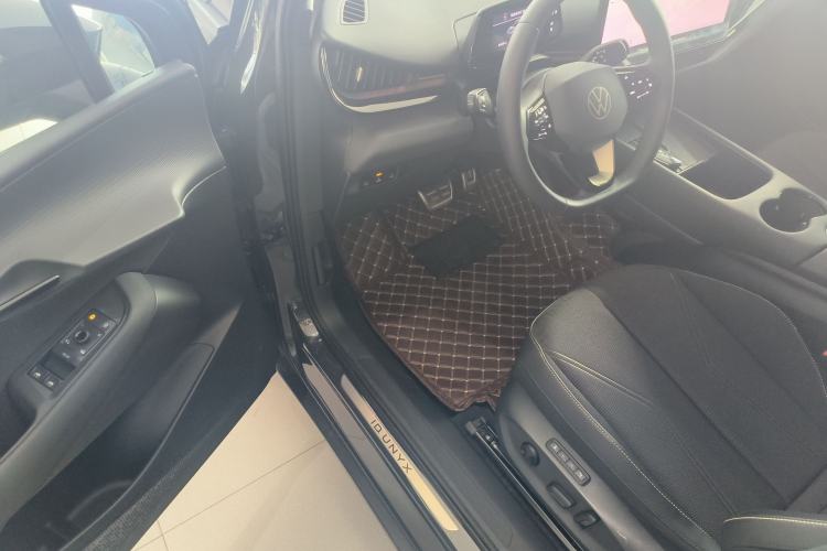 Used Volkswagen ID.UNYX 2024 Pro Long-Range Version Driver Seat