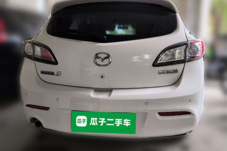 Used Mazda Mazda 3 2015 Hatchback 2.0L Automatic Sport Model