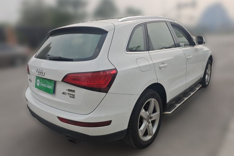 Used Audi Q5 2015 40 TFSI Technology Edition Rear Right 45 Deg