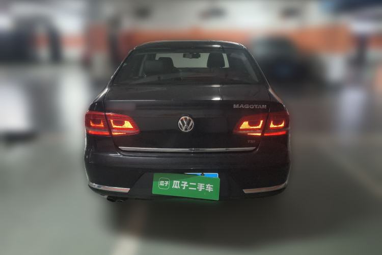 Used Volkswagen Magotan 2016 2.0 TSI Luxury Comfort Version
