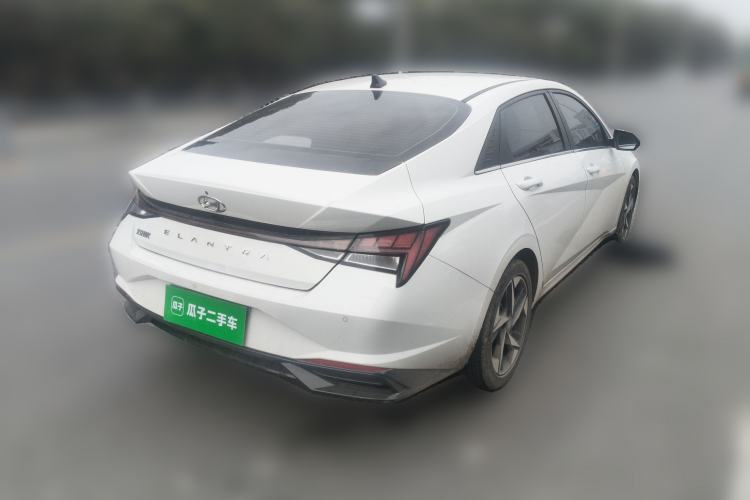 Used Hyundai Elantra 2022 1.5L CVT LUX Prestige Edition