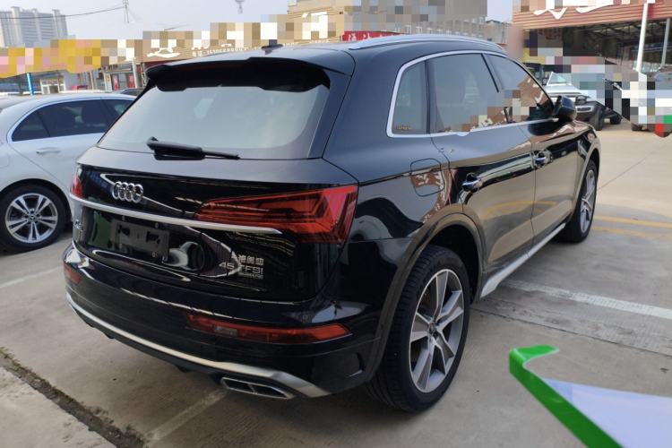 Used Audi Q5L 2022 45T Luxury Dynamic Model Rear Right 45 Deg