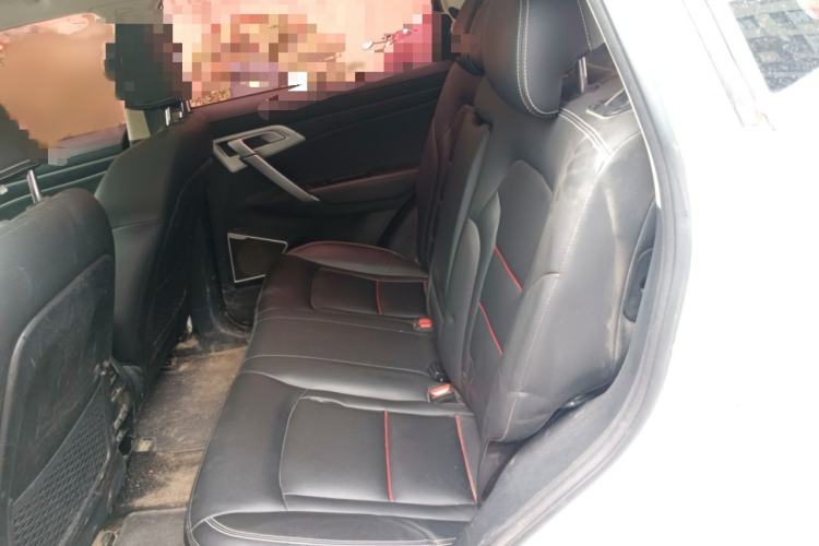 Used Geely Auto Emgrand X7 Sport 2018 1.8TD Automatic Two-Wheel Drive Smart 4G Connected Version Interior 4