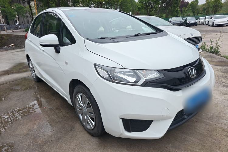 Used Honda Fit 2014 1.5L LX CVT Comfort Model Front Right 45 Deg
