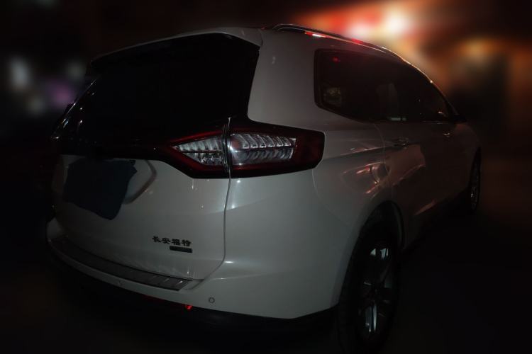 Used Ford Edge 2018 EcoBoost 245 Two-Wheel-Drive Titanium 7-Seater China V Standard
