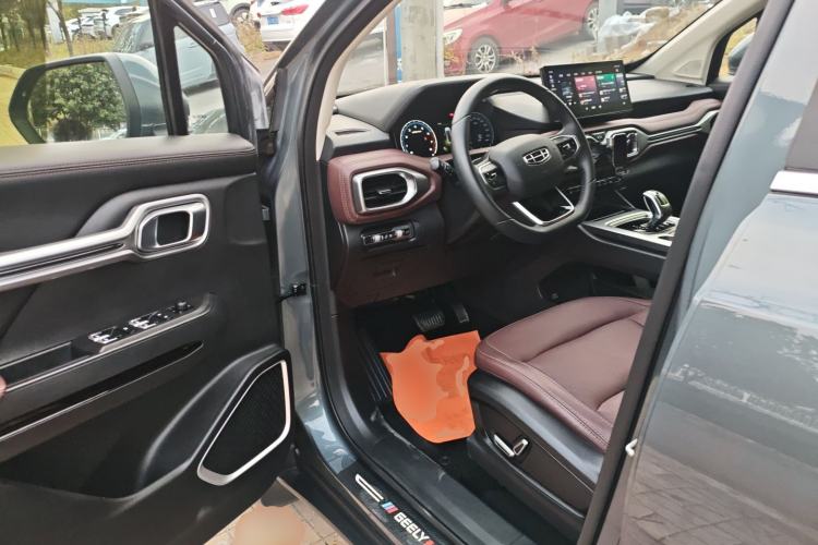 Used Geely Auto Haoyue 2022 1.8TD Automatic Prestige 7-Seater
