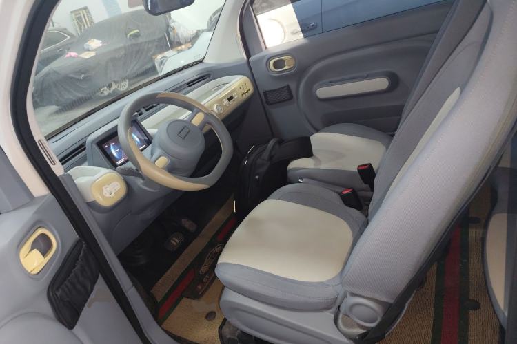 Used Bestune Pony 2025 222km Range Agile Horse Left Front Seat