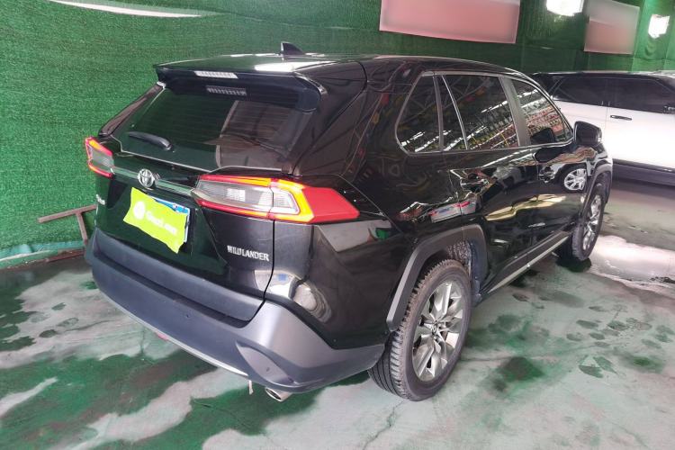 Used Toyota Wildlander 2022 2.0L CVT Two-Wheel Drive Luxury PLUS Edition
