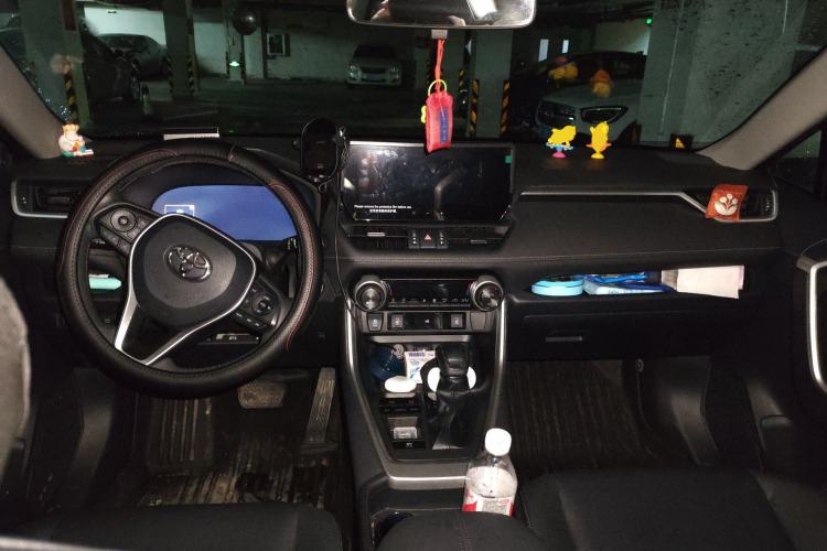 Used Toyota RAV4 2023 Dual-Engine 2.5L E-CVT Two-Wheel Drive Elite Plus Edition