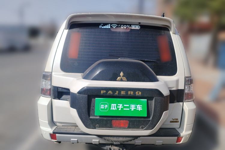 Used Mitsubishi Pajero 
