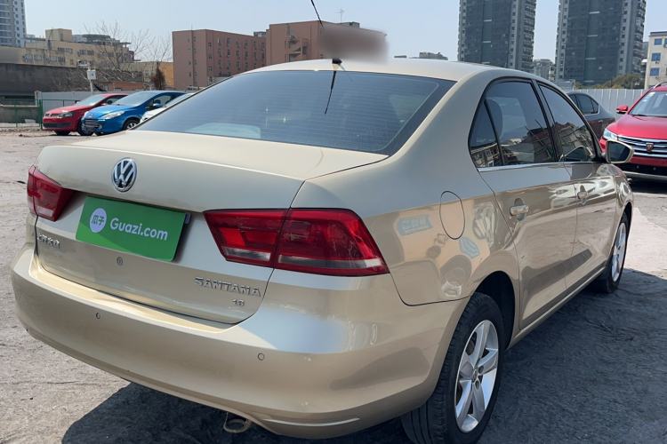 Used Volkswagen Santana 2015 1.6L Automatic Comfort Edition
