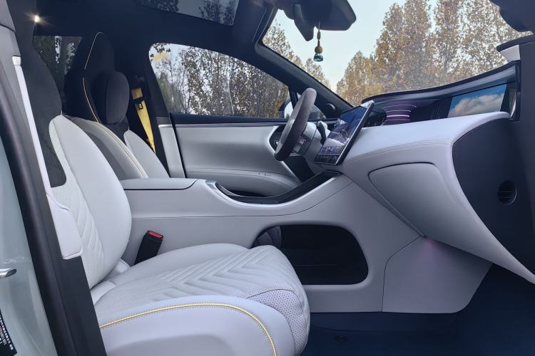 Used Avatr 11 2023 Ultra-Long Range Single-Motor Version 4 Seats
