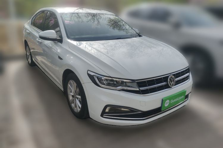 Used Volkswagen Bora 2019 1.5L Automatic Elite Version Front Right 45 Deg