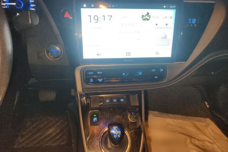 Used Toyota Corolla 2017 Revised Dual-Engine 1.8L E-CVT Leading Edition