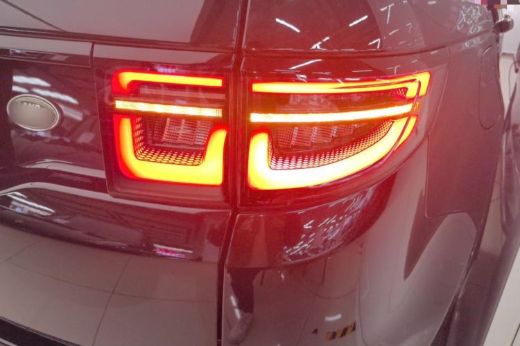 Used Land Rover Discovery Sport 2023 249 PS R-Dynamic S Performance Edition
