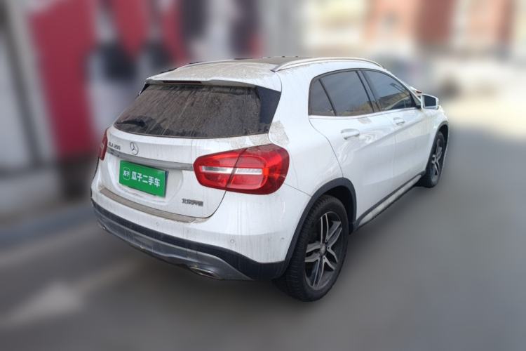 Used Mercedes-Benz GLA 2015 GLA 200 Fashion Model Rear Right 45 Deg