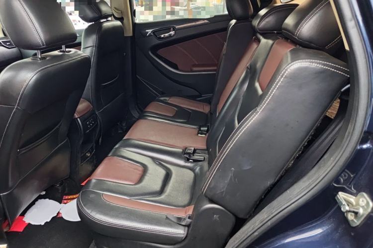 Used Dongfeng Fengon 580 2016 Revised Version 1.5T CVT Luxury Edition Left Rear Seat