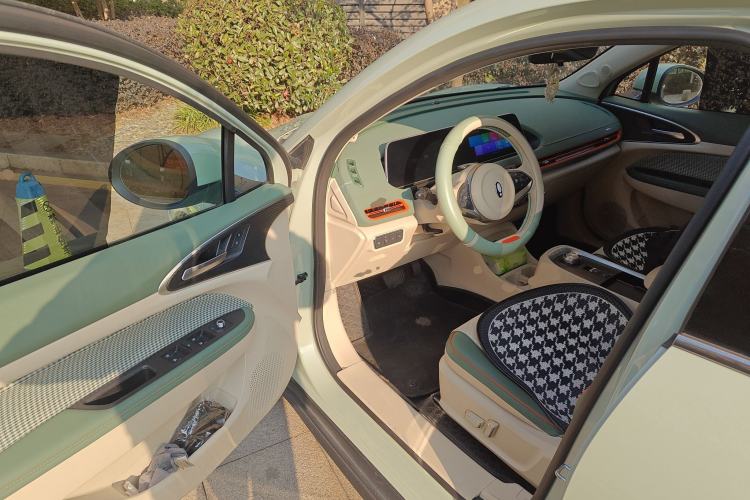 Used ORA Good Cat 2022 400km Standard Range Premium Version Lithium Iron Phosphate Driver Seat