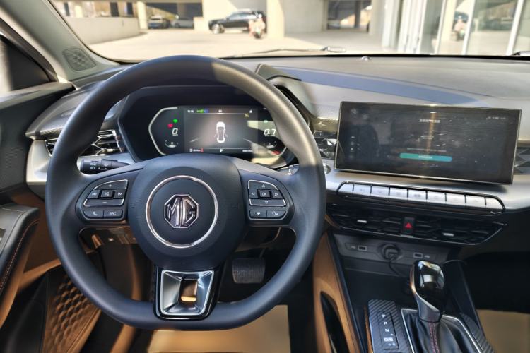 Used MG 5 2021 180 DVVT CVT Youth Luxury Edition