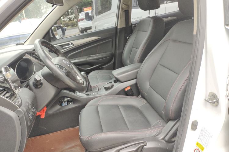 Used CHANGAN CS75 2014 2.0L Manual Luxury Version China IV Standard
