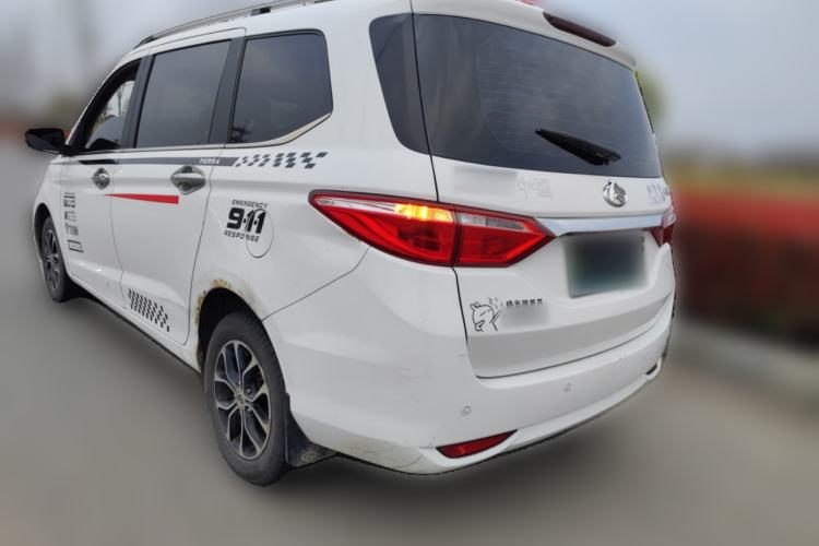 Used CHANGAN KAICHENG Oushang A600 2016 1.5L Manual Luxury 7-Seater Rear Left 45 Deg