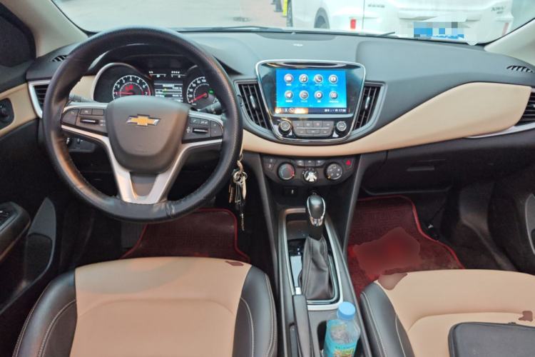 Used Chevrolet Monza 2021 320 Automatic Enjoyment Sunroof Edition Center Console