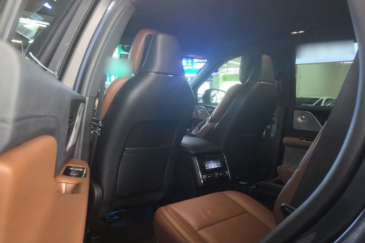 Used Lincoln Aviator 2020 3.0T V6 All-Wheel Drive Executive Version
