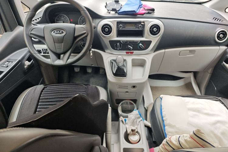 Used JAC Refine M3 2022 PLUS IKEA Edition 1.8L Comfort Version Center Console