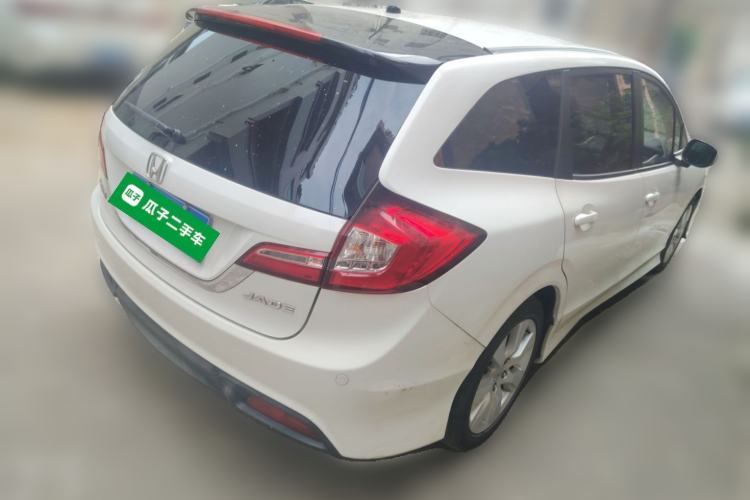 Used Honda Jade 2013 1.8L automatic Comfort version 5 seats