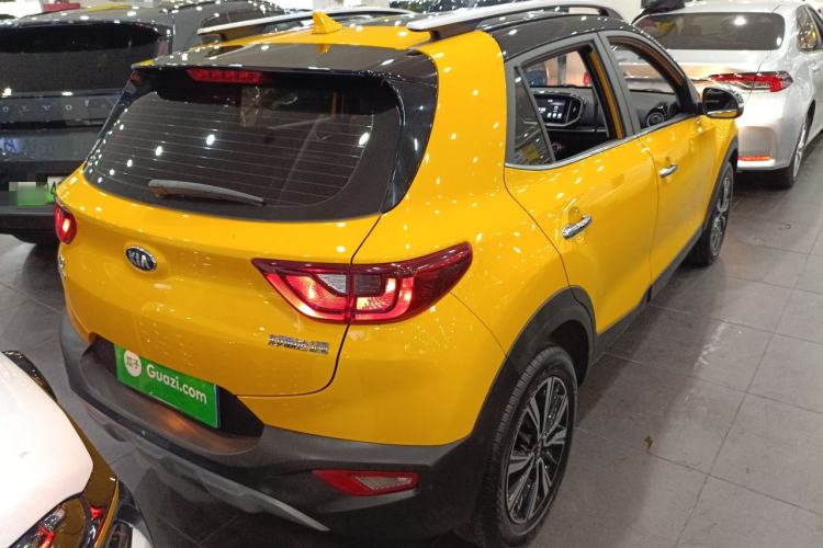 Used Kia kx1 Stonic 2019 1.4L Automatic Fun Edition China VI Rear Right 45 Deg