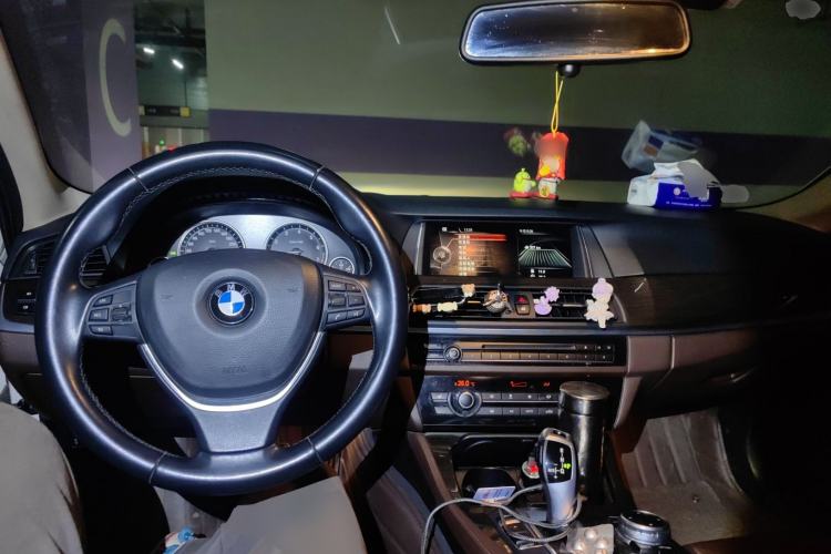 Used BMW 5 Series 2014 525Li Luxury Design Package