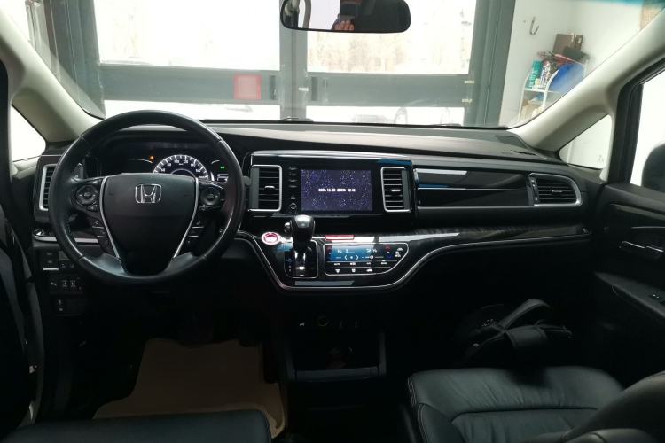 Used Honda Elysion 2019 2.0L Hybrid Luxury Edition