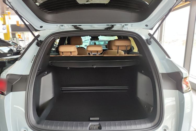 Used BYD Song L DM-i 2024 112 km Leading Edition Trunk