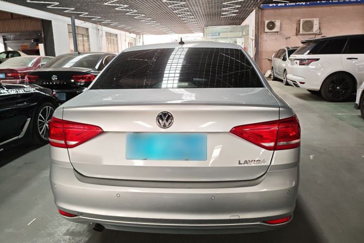 Used Volkswagen Lavida 2015 1.6L Automatic Fashion Edition
