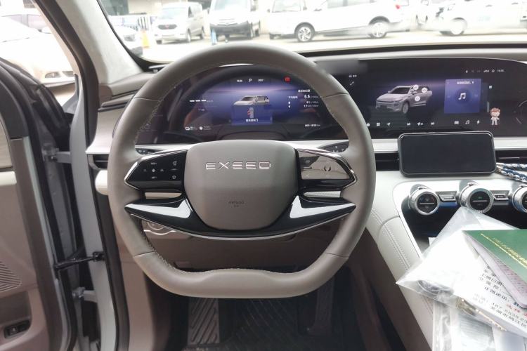 Used EXEED Stellar C-DM 2025 200 with Ultra-Long Range Pro All-Wheel Drive