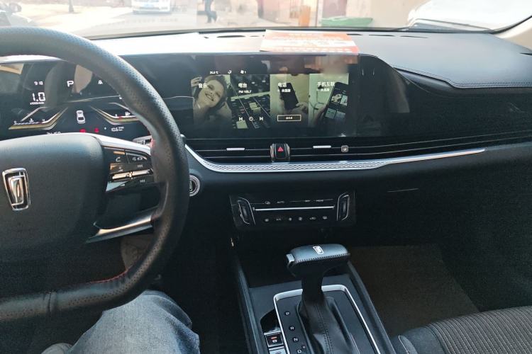 Used Bestune B70 2022 Third Generation 1.5T Automatic Enjoyment Version
