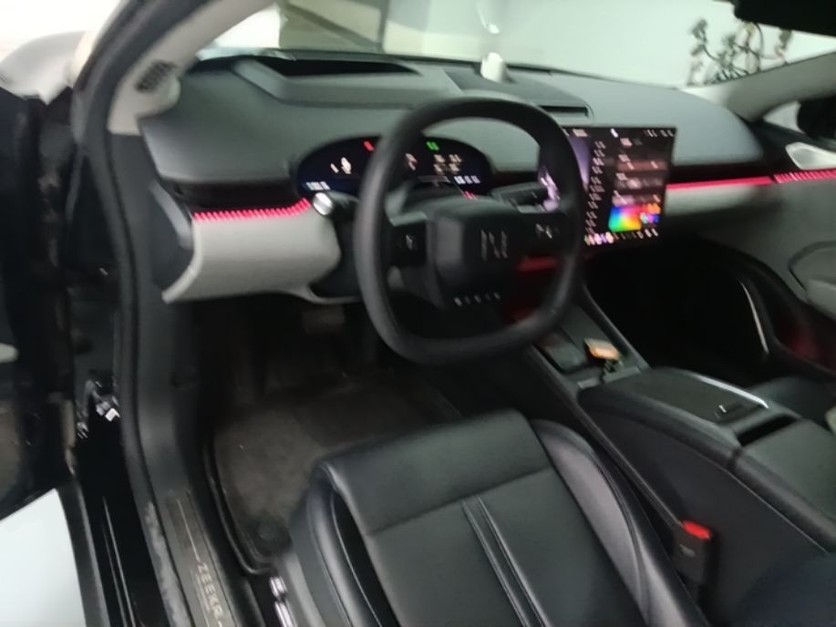 Zeekr 007 2024 Rear-Drive Intelligent Driving Version 100 kWh — снимка 12