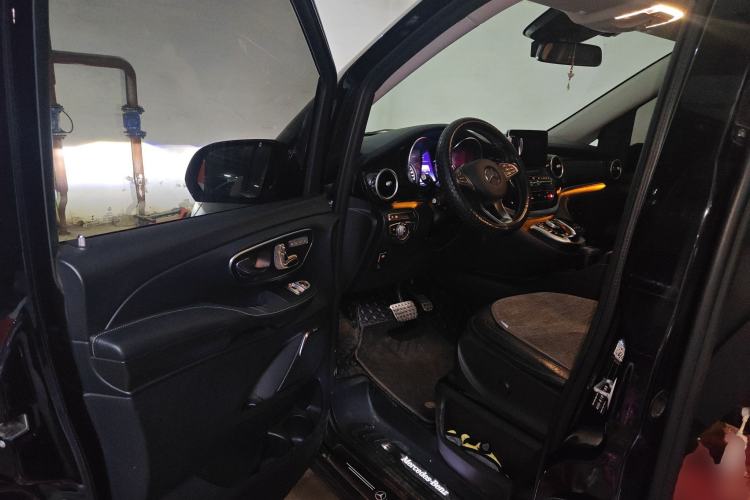 Used Mercedes-Benz V-Class 2018 V 260 Prestige Edition China VI