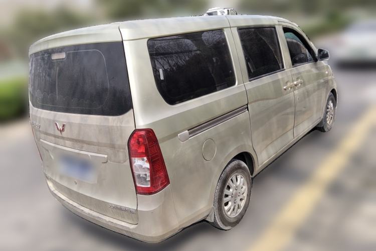 Used Wuling Rongguang V 2016 1.5L Standard Version Rear Right 45 Deg