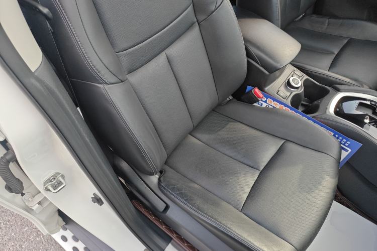 Used Nissan X-Trail 2014 2.5L CVT Luxury Edition 4WD
