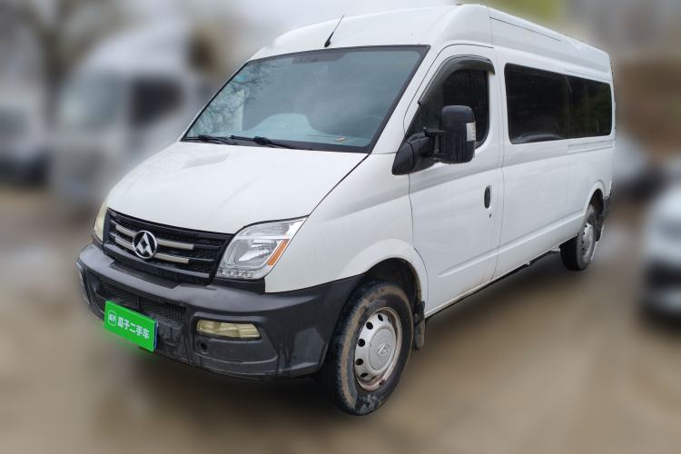 Used SAIC MAXUS Xintu V80 2019 2.5T Classic Model 6-Speed Manual Aotong Long Wheelbase Mid-Height 7-Seater