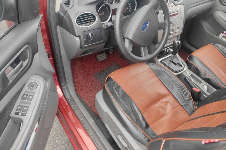 Used Ford Focus 2013 Hatchback Classic 1.8L Automatic Base Model Driver Seat