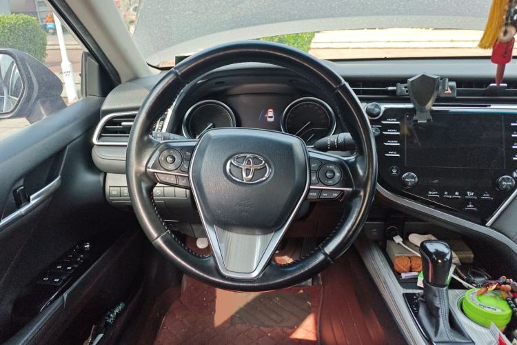 Used Toyota Camry 2018 Dual-Engine 2.5 HG Luxury Edition
