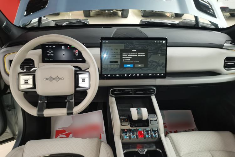 Used Formula Leopard Titanium 3 2025 501KM All-Wheel Drive Intelligent Driving Ultra Version