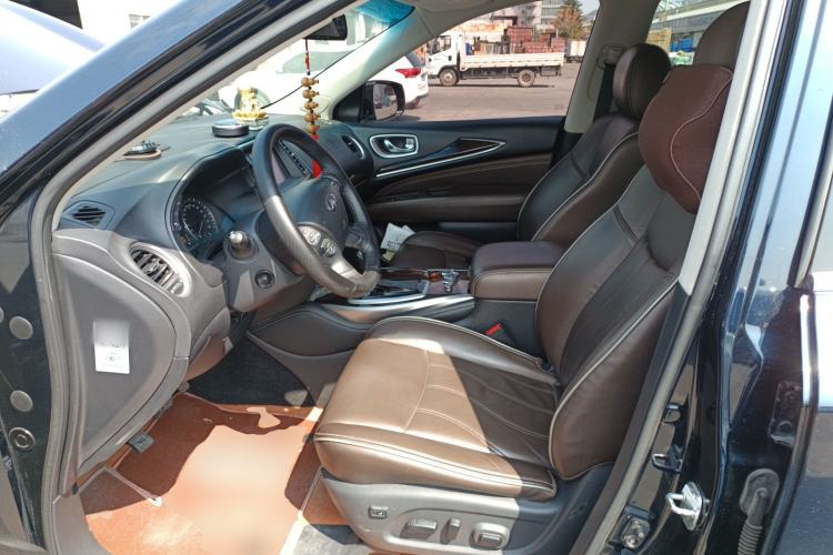 Used Infiniti QX60 2018 2.5 S/C Hybrid Two-Wheel-Drive Champion Family Edition Left Front Seat