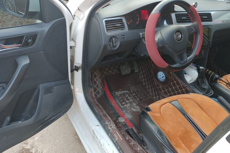 Used Volkswagen Santana 2015 Haval H6 1.6L Automatic Luxury Model
